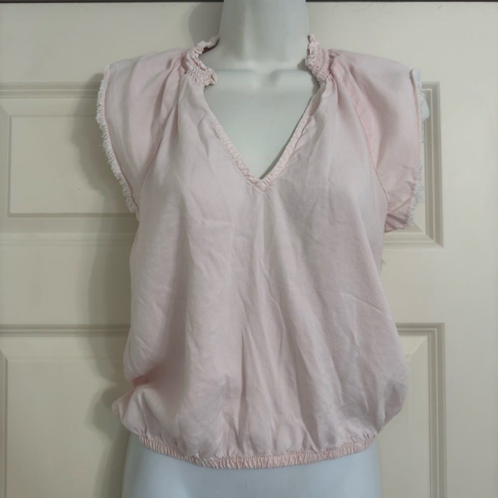 Anthropologie Cloth & Stone Pink Smocked Neck Raw Edge Sleeve Ruched Top size XS